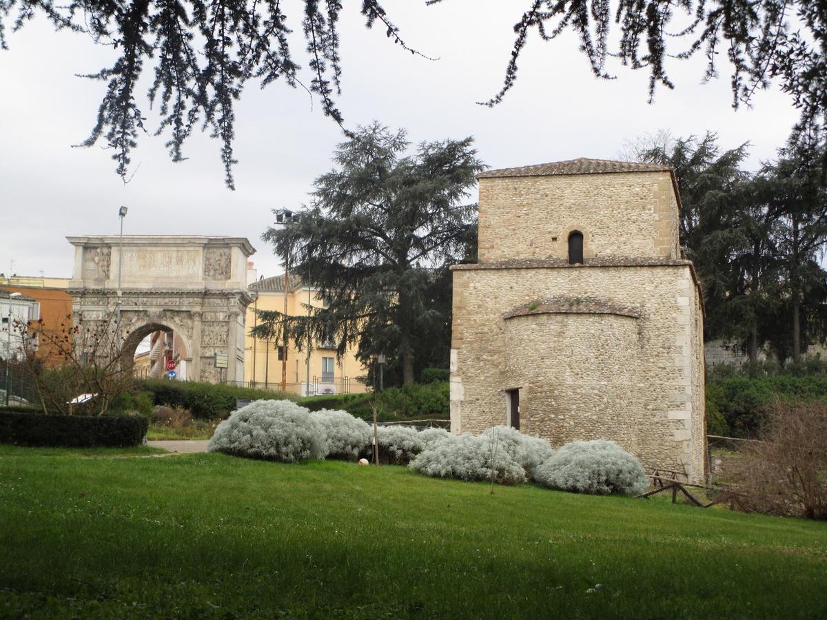 Casa Palmieri Bed and Breakfast Benevento Exteriör bild